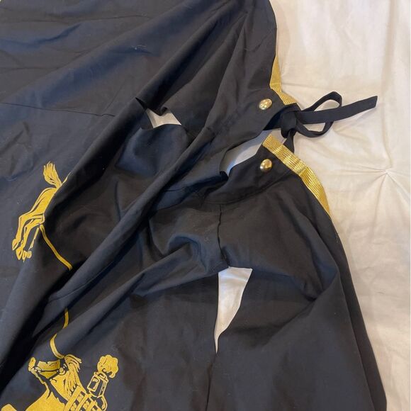 Medieval Times Dinner Show Knights Cape Kids Size Small/Medium - Picture 6 of 7